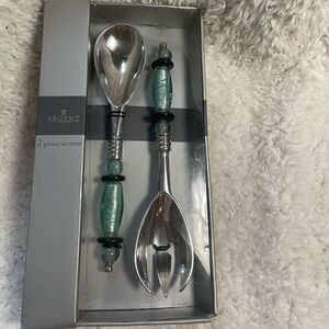 NIB Argent Orfevres Stainless Steel Ornate Plastic Handle two piece Servers